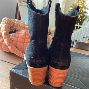 Sorel Cate pull on suede waterproof boot